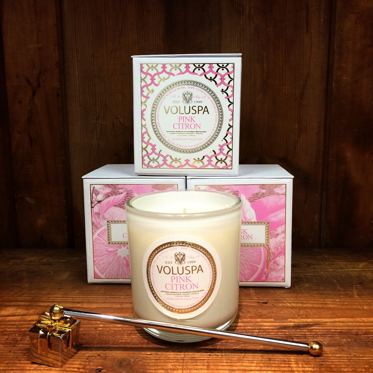VOLUSPA - PINK CITRON CLASSIC MAISON CANDLE